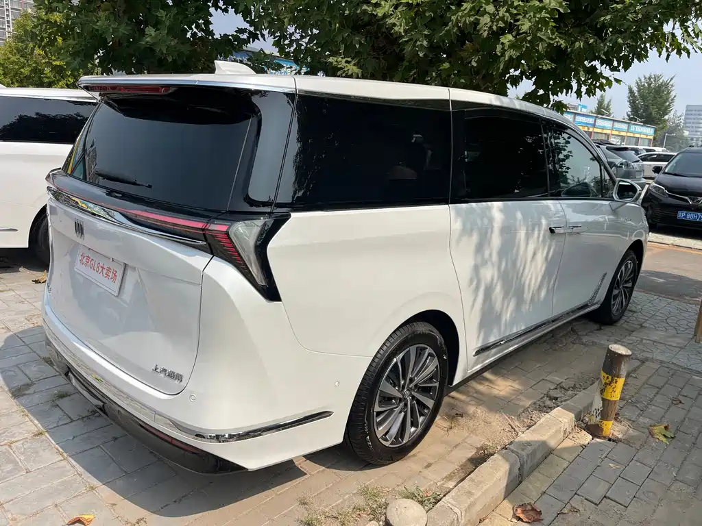 Buick GL8 2026 Lu Zun Luxury Edition купить на сайте DeffCars