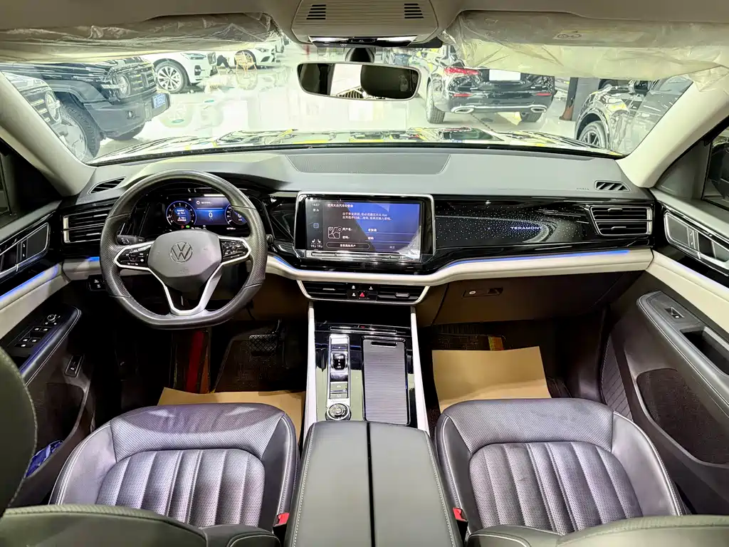 Touron 2021 380TSI four-wheel drive luxury version купить на сайте DeffCars