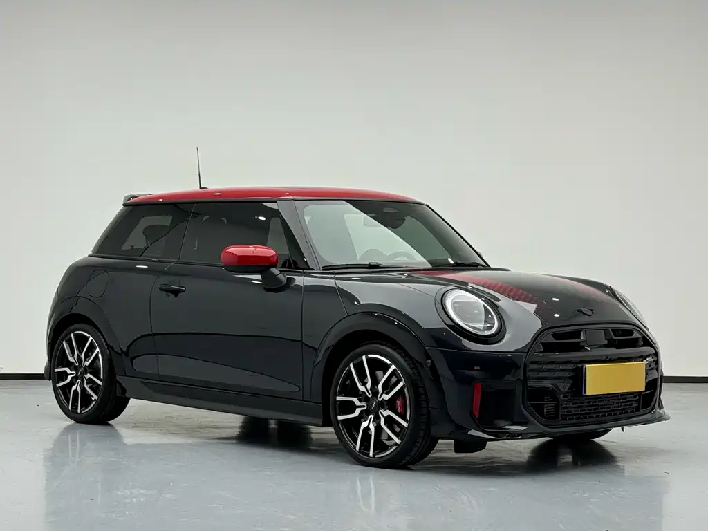 JCW 2025 John Cooper works купить на сайте DeffCars