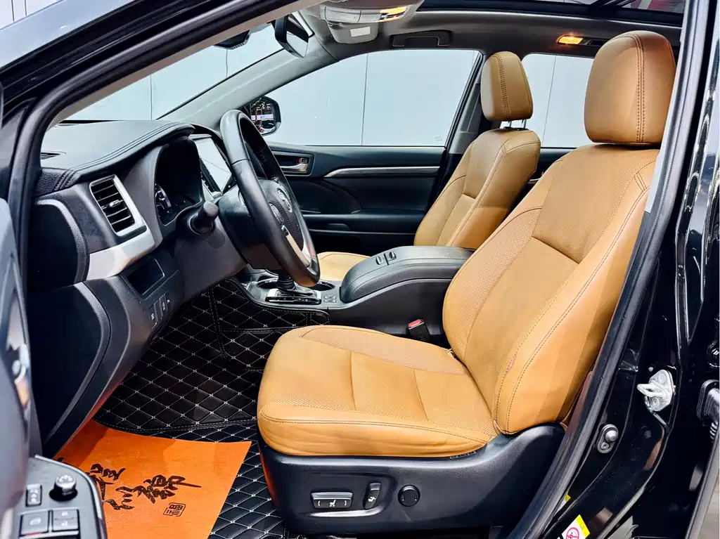 Highlander 2018 2.0T four-wheel drive knight version, 7 seats, National VI купить на сайте DeffCars