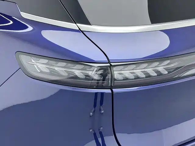 Lantu FREE 2021 four-wheel drive standard extended range exclusive luxury package купить на сайте DeffCars