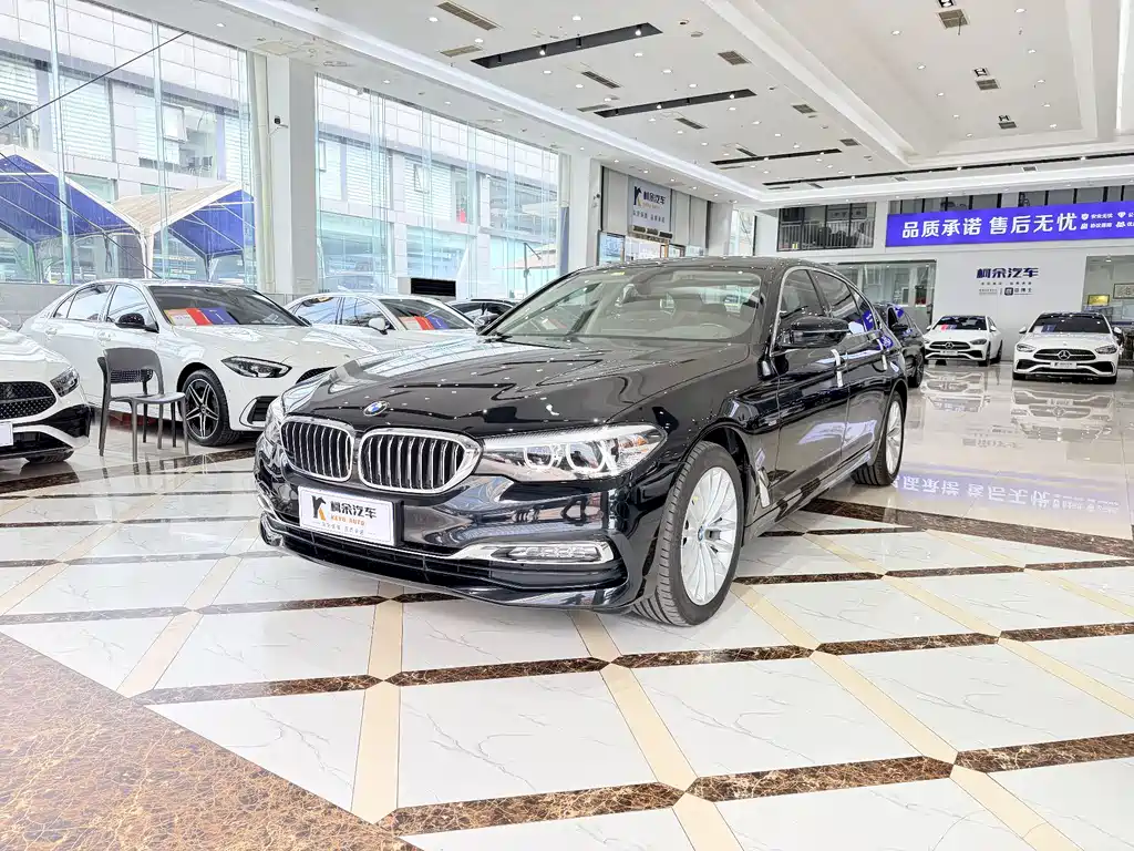 BMW 5 Series 2018 525Li Luxury Package купить на сайте DeffCars