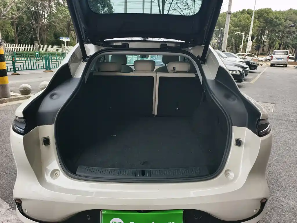 Zhiji LS6 2023 Max long battery life version купить на сайте DeffCars