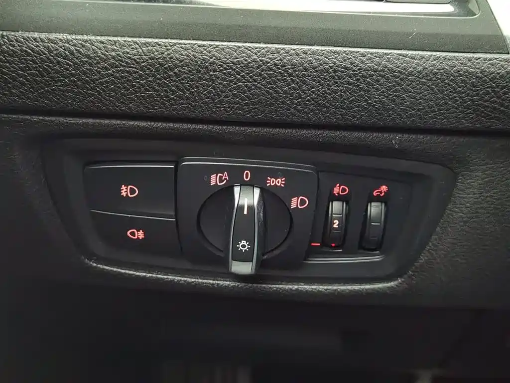 BMW 1 Series imported 2018 118i leading model купить на сайте DeffCars