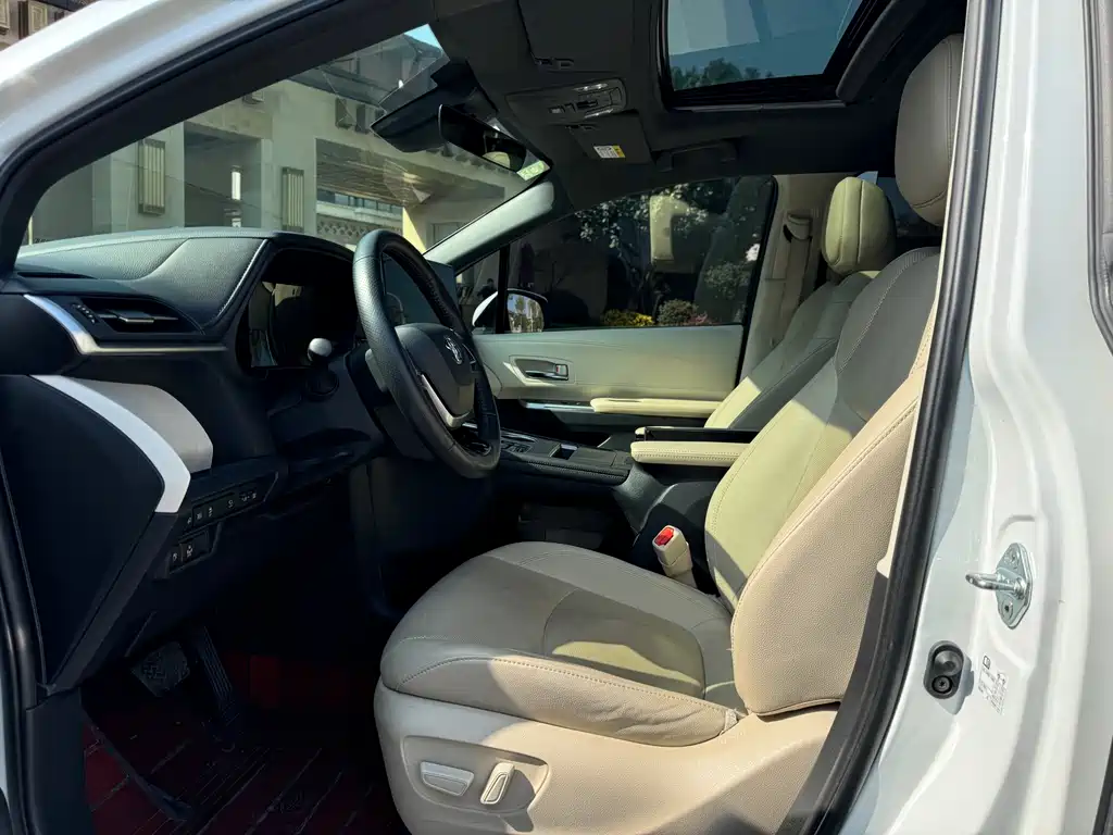 Grevia 2023 2.5L Hybrid Monarch VIP Edition купить на сайте DeffCars