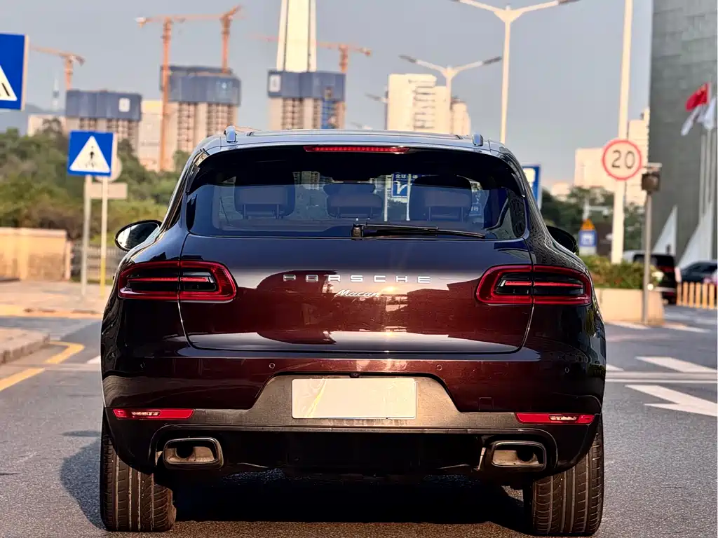 Macan 2017 Macan 2.0T купить на сайте DeffCars