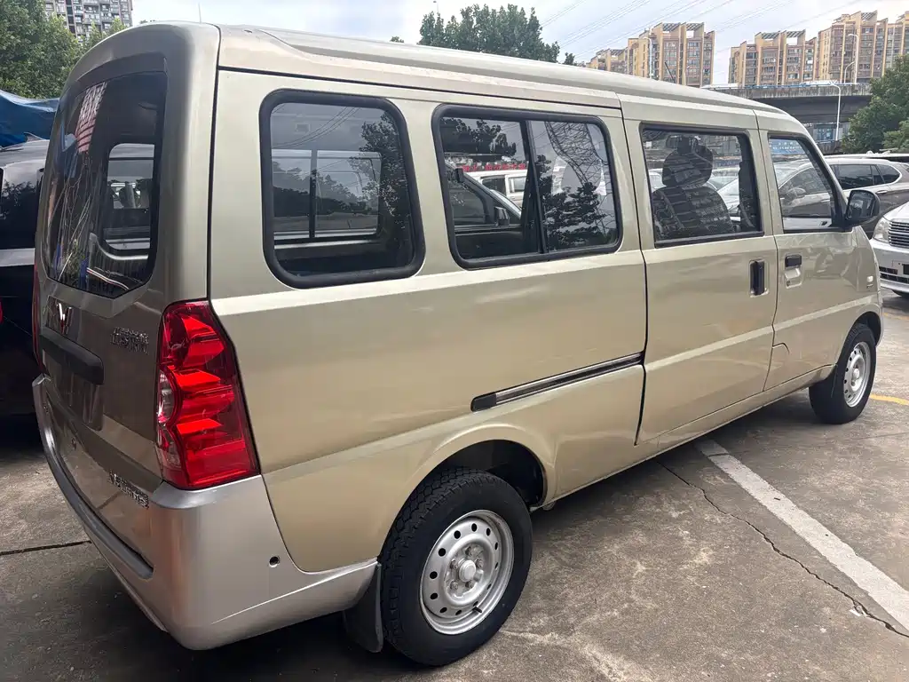 Wuling Rongguang 2017 1.5L extended basic model купить на сайте DeffCars