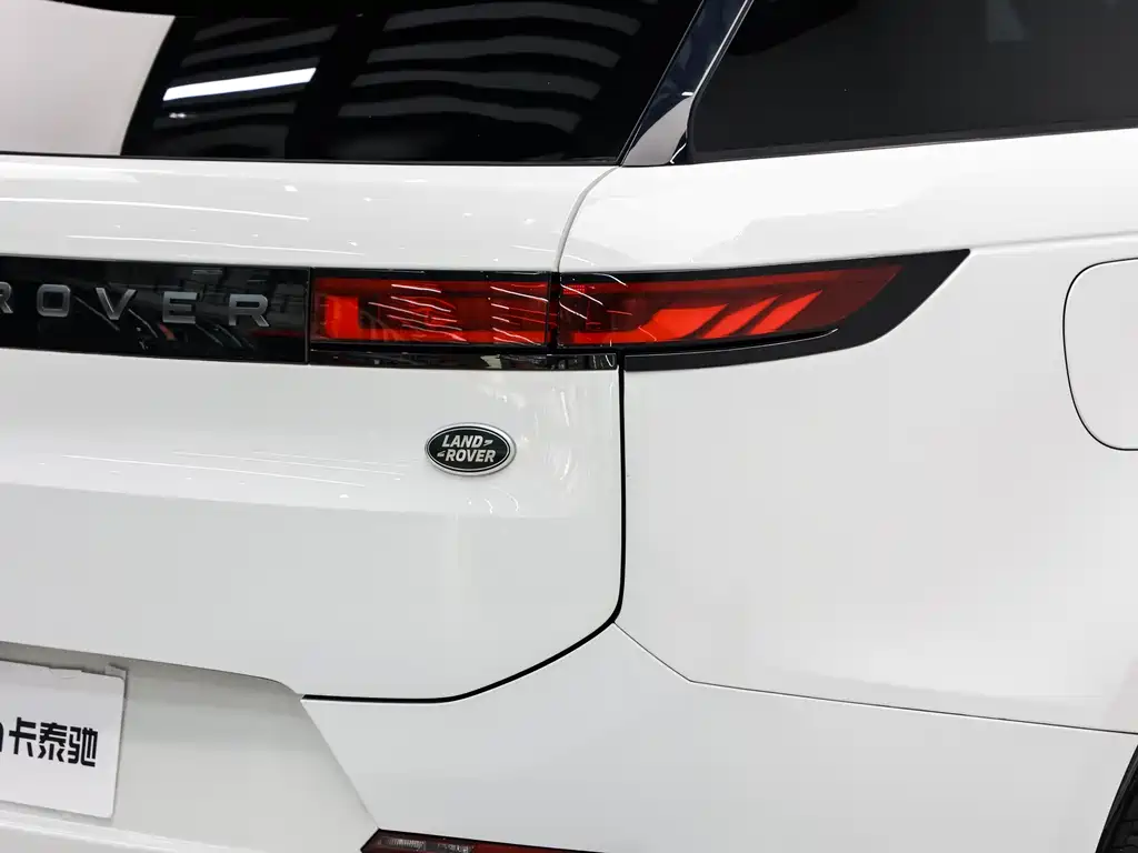 Range Rover Sport 2023 400PS Dynamic SE купить на сайте DeffCars