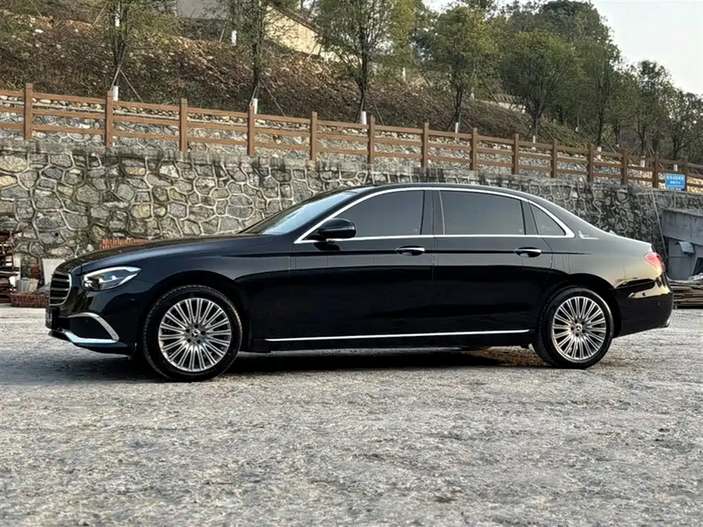 Mercedes-Benz E-Class 2023 E 300 L Luxury Model купить на сайте DeffCars
