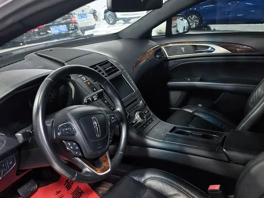 Lincoln MKZ 2019 2.0T Exclusive Edition National V купить на сайте DeffCars