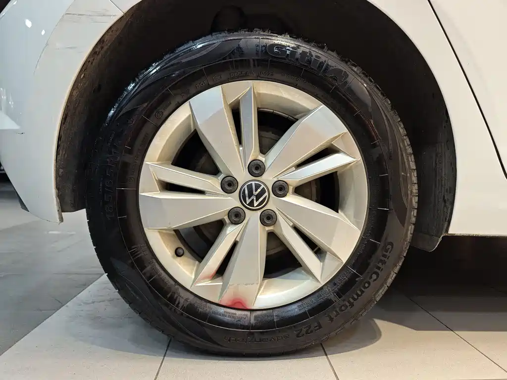Polo 2023 facelift Plus 1.5L automatic indulgence version купить на сайте DeffCars