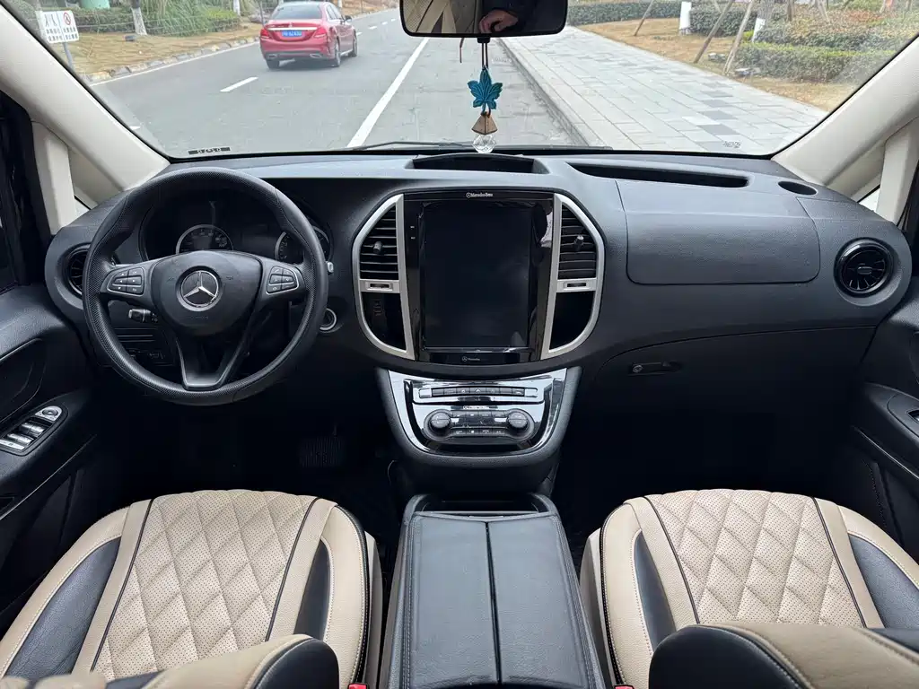 Vito 2021 2.0T Elite Edition 7 seats купить на сайте DeffCars