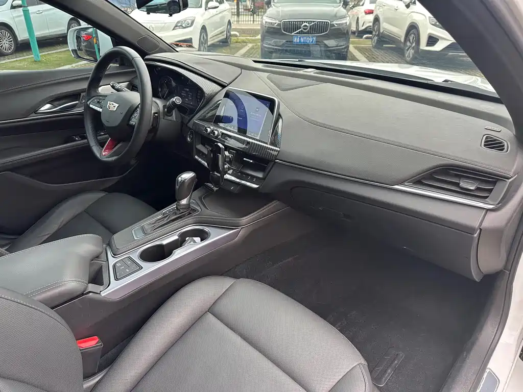 Cadillac CT4 2021 28T luxury model купить на сайте DeffCars