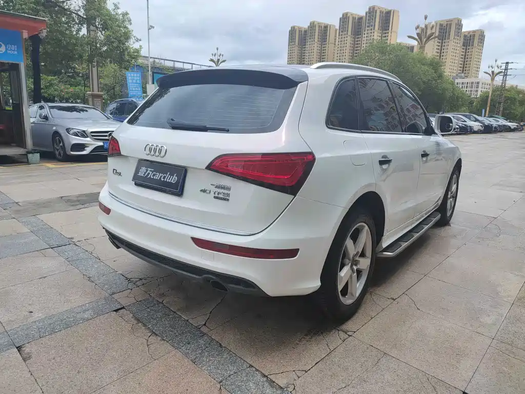 Audi Q5 2018 Collector's Edition 40 TFSI Enterprising купить на сайте DeffCars