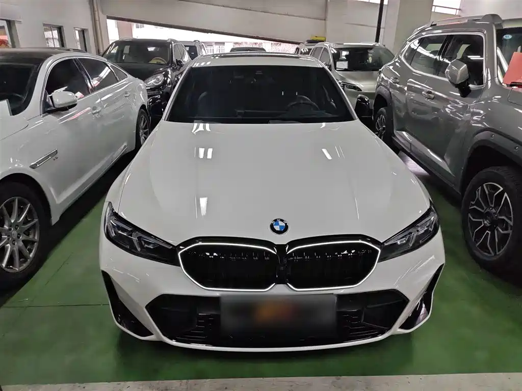 BMW 3 Series 2023 330i M Sports Night Package купить на сайте DeffCars