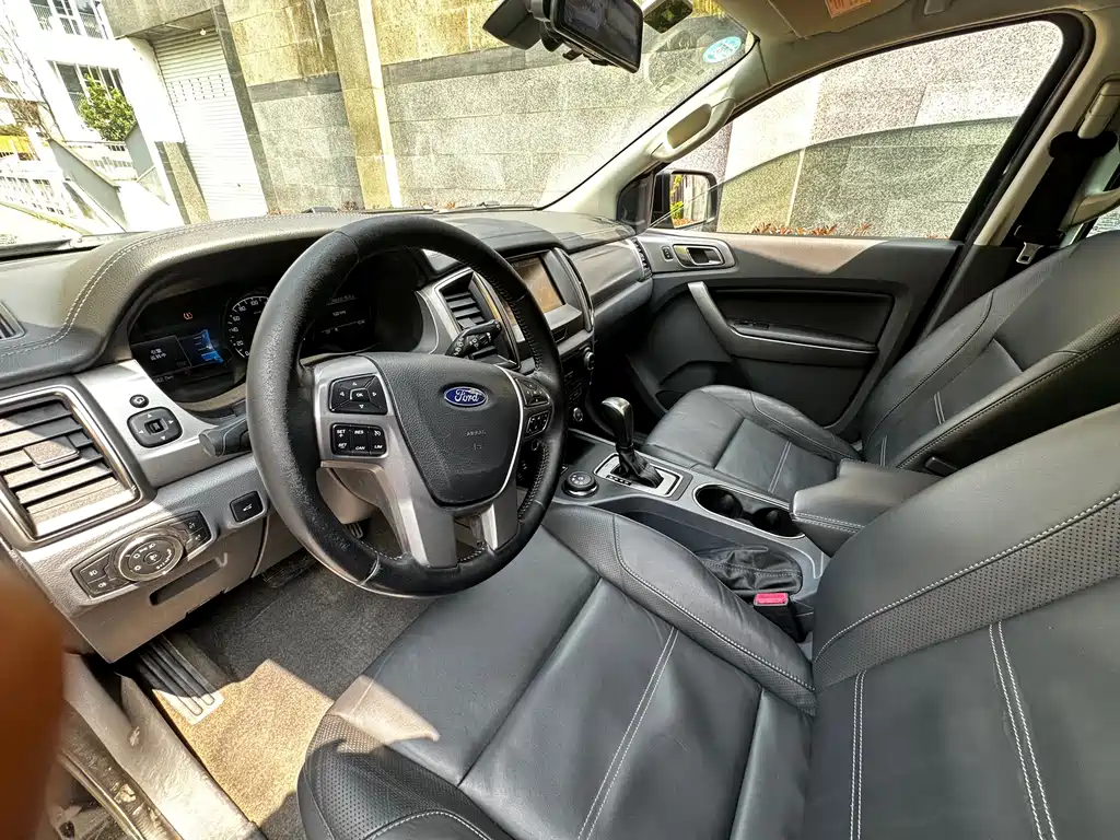 Everest 2016 2.0T gasoline automatic four-wheel drive flagship version купить на сайте DeffCars