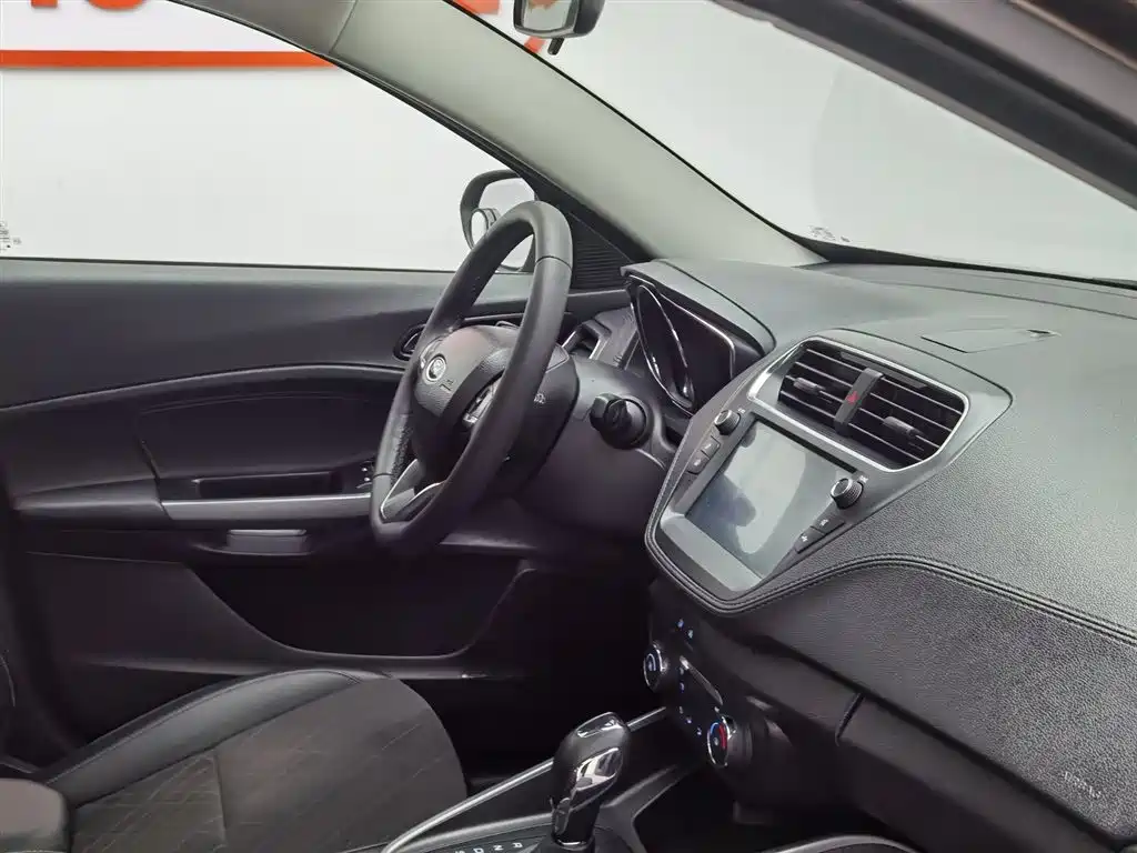 Forex 2019 facelift 1.5L automatic enjoyment type National VI купить на сайте DeffCars