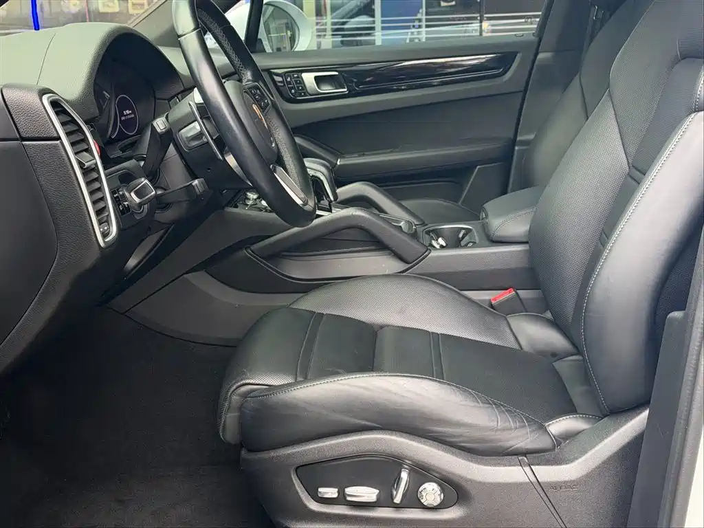 Cayenne 2019 Cayenne 3.0T купить на сайте DeffCars
