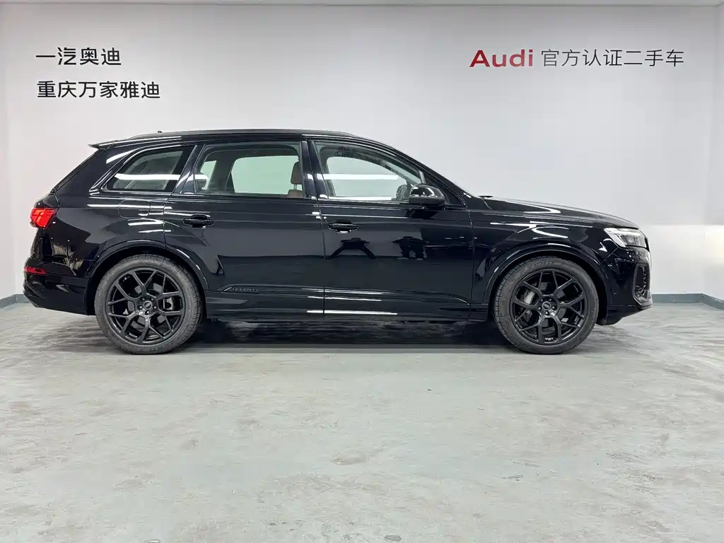 Audi Q7 2024 45 TFSI quattro S line Black Warrior купить на сайте DeffCars