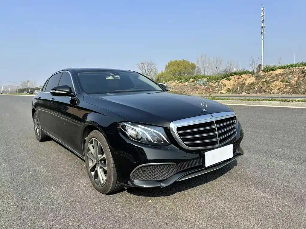 Mercedes-Benz E-Class 2016 E 200 L купить на сайте DeffCars