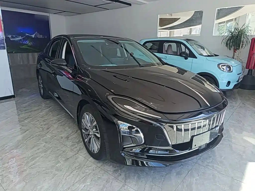 Hongqi E-QM5 2023 model 560km PLUS купить на сайте DeffCars