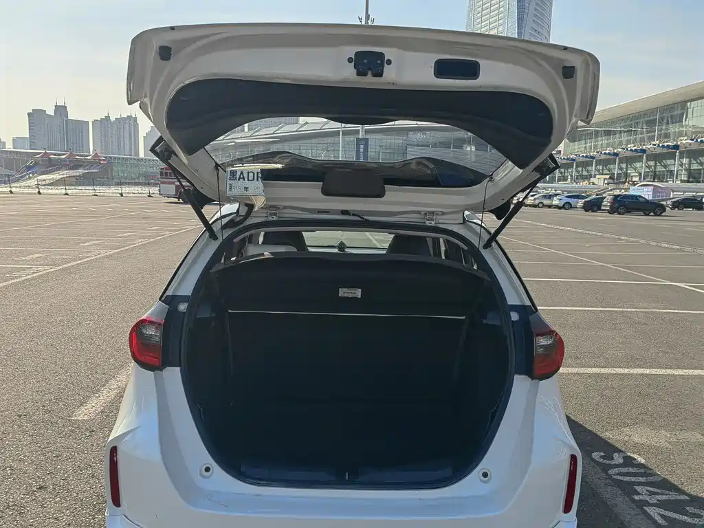 Fit 2021 1.5L CVT Fashion Edition купить на сайте DeffCars