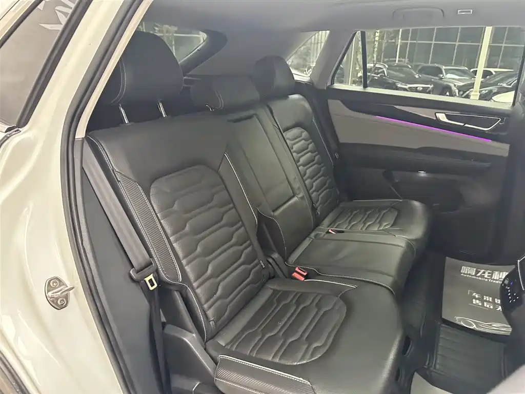 Touron 2021 Touron X 330TSI two-wheel drive luxury version купить на сайте DeffCars