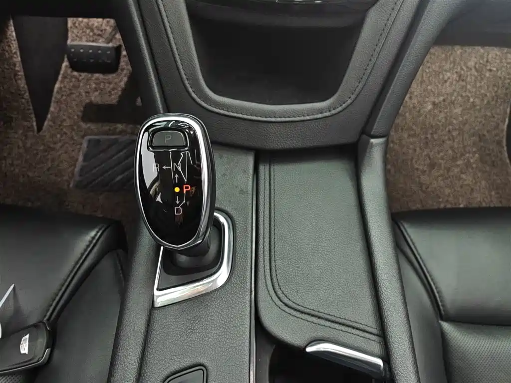 Cadillac XT5 2018 25T luxury model купить на сайте DeffCars