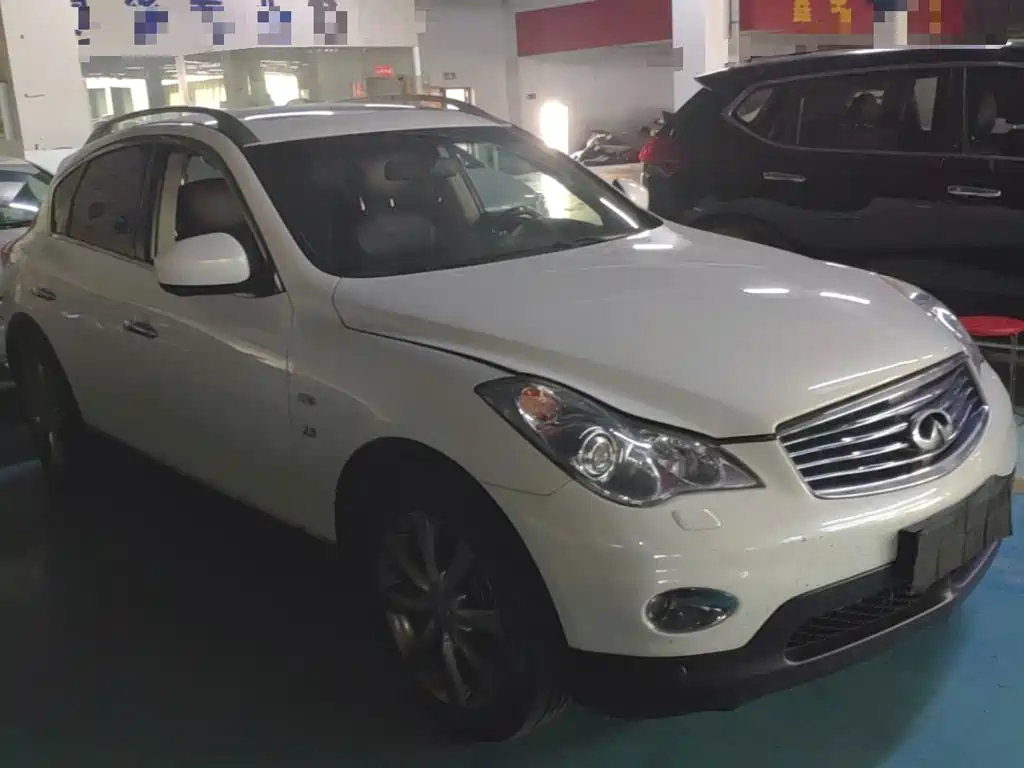 Infiniti QX50 imported 2013 2.5L two-wheel drive elegant version купить на сайте DeffCars