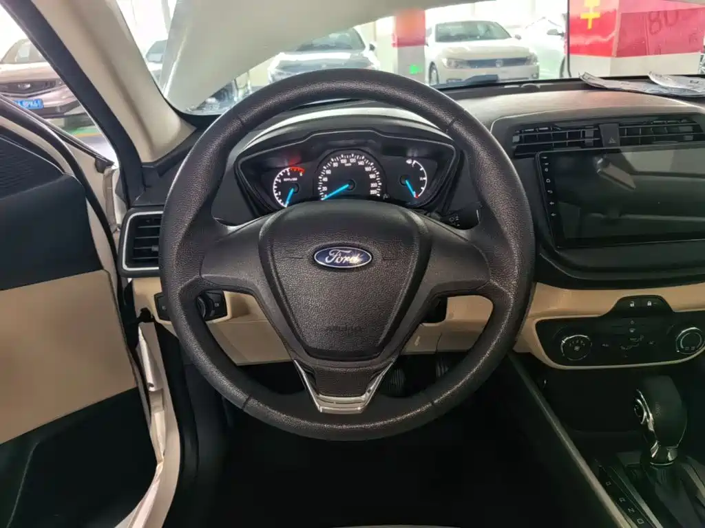 Forex 2015 1.5L automatic comfort model купить на сайте DeffCars