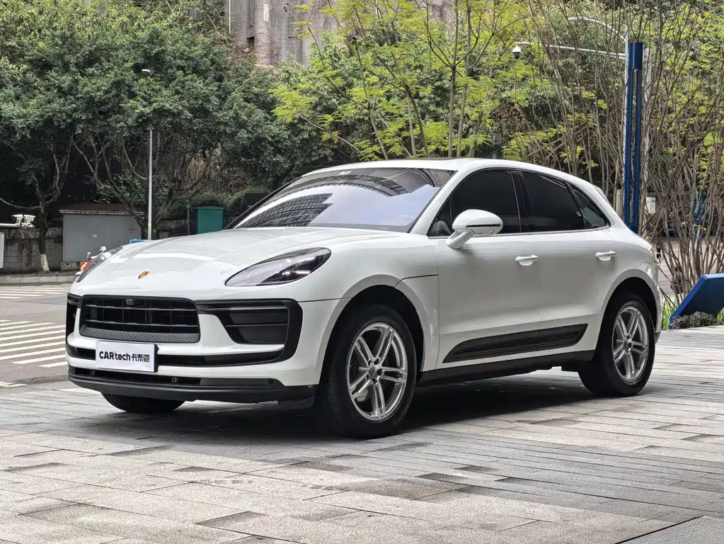 Macan 2022 Macan T 2.0T купить на сайте DeffCars
