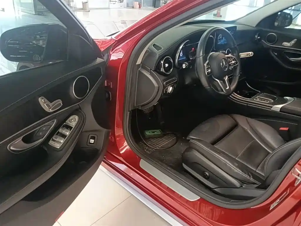 Mercedes-Benz C-Class 2019 C 180 L Fashionable Sports Edition купить на сайте DeffCars
