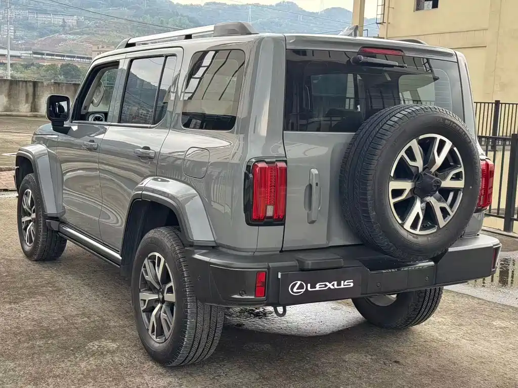 Tank 300 2023 Off-Road Version 2.0T Conqueror купить на сайте DeffCars