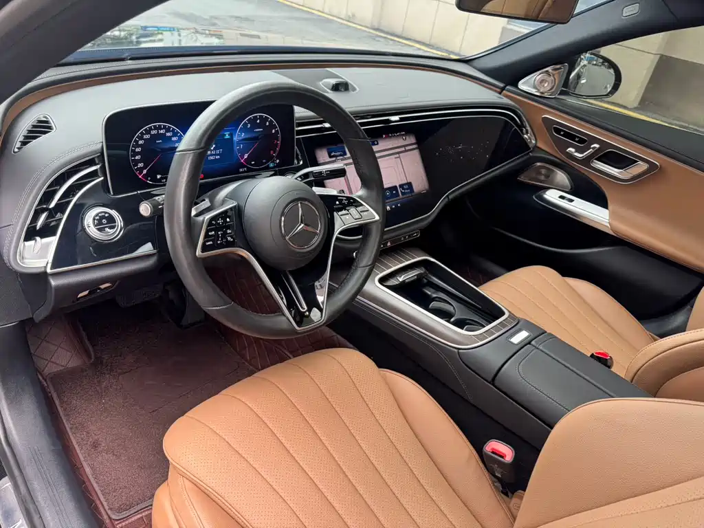 Mercedes E-Class 2024 E300L Luxury Edition купить на сайте DeffCars