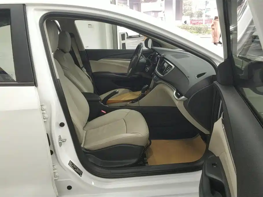 Yinglang 2019 15T dual-clutch interconnected elite model National V купить на сайте DeffCars