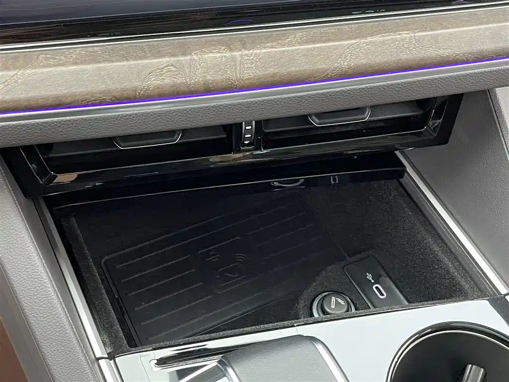 Touareg 2023 3.0TSI Ruixiang Edition Classic Sports Package купить на сайте DeffCars