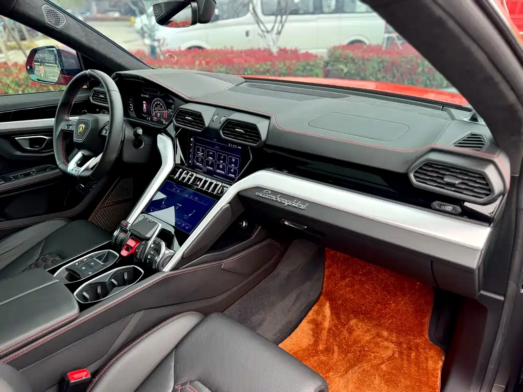 Urus 2018 4.0T V8 купить на сайте DeffCars