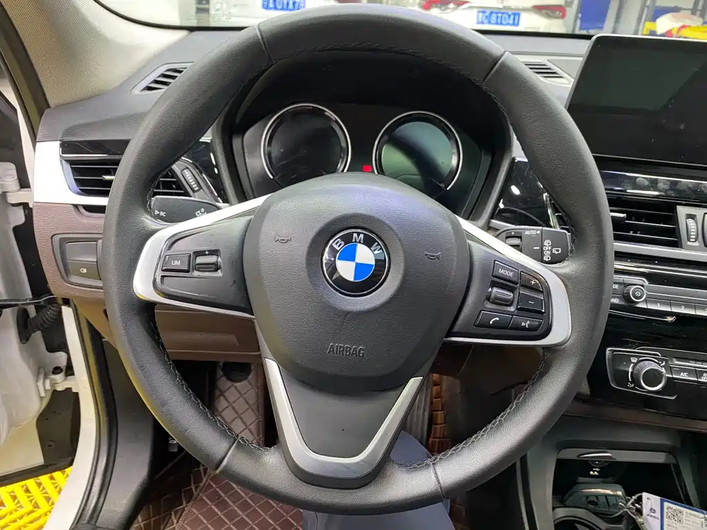 BMW X1 2022 sDrive20Li Fashion Model купить на сайте DeffCars