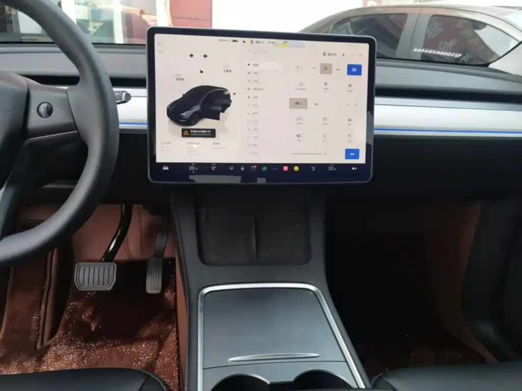 Model Y 2024 rear-wheel drive version купить на сайте DeffCars