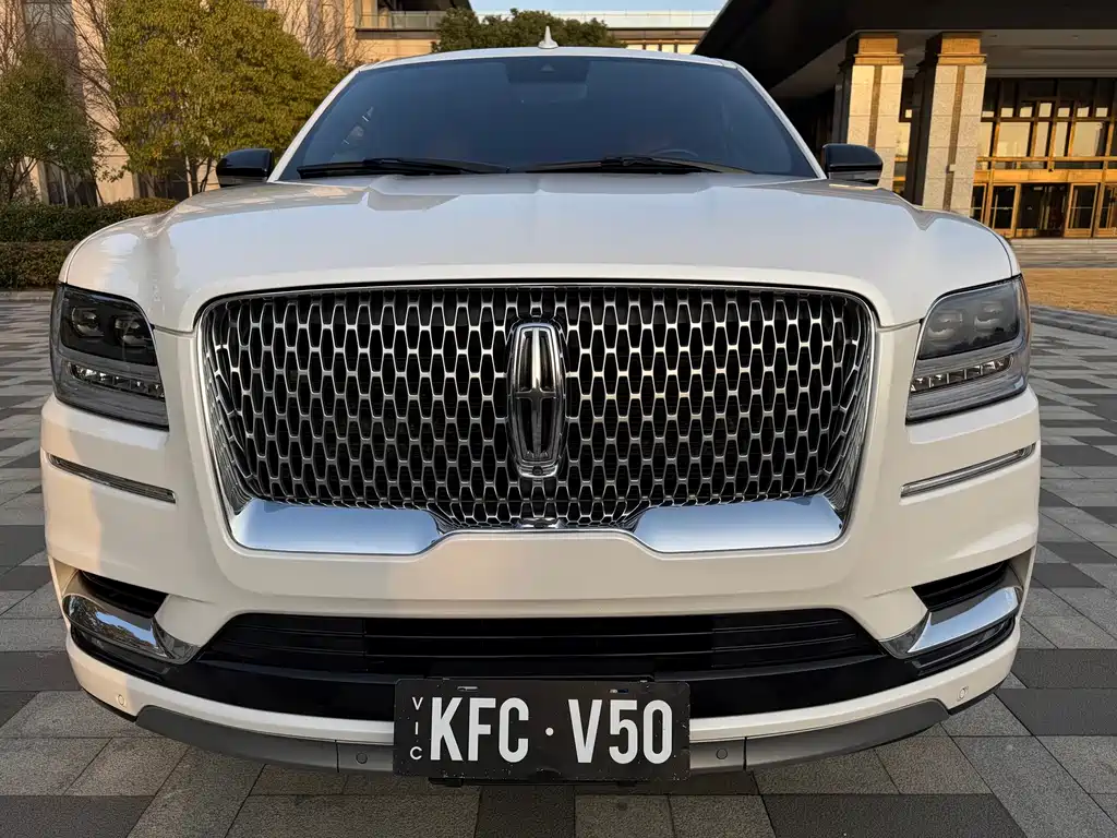 Navigator 2020 3.5T Long Axis Presidential Edition купить на сайте DeffCars