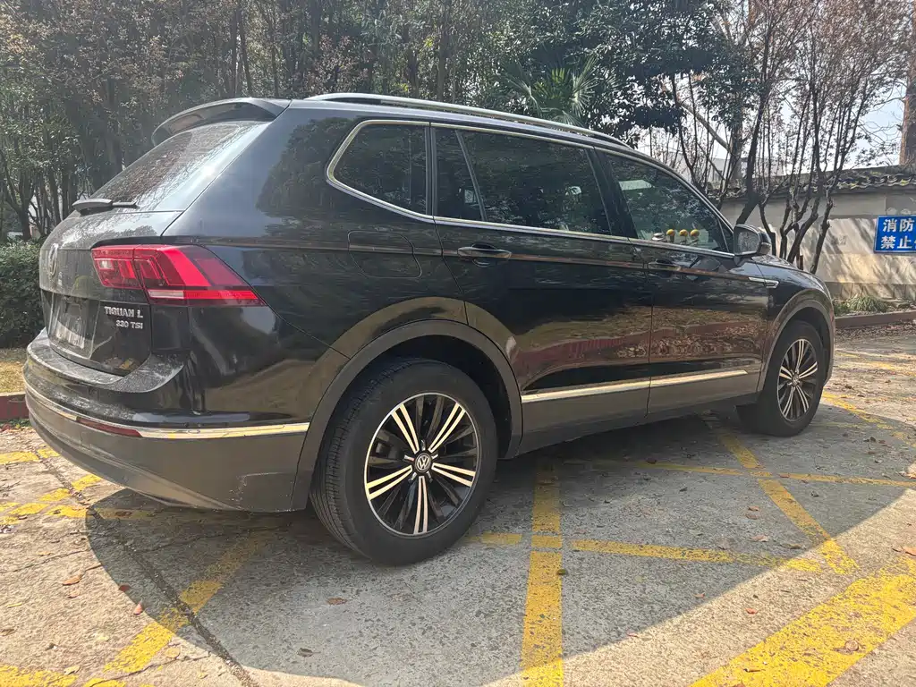 Tiguan L 2019 330TSI automatic two-wheel drive panoramic comfort version National VI купить на сайте DeffCars