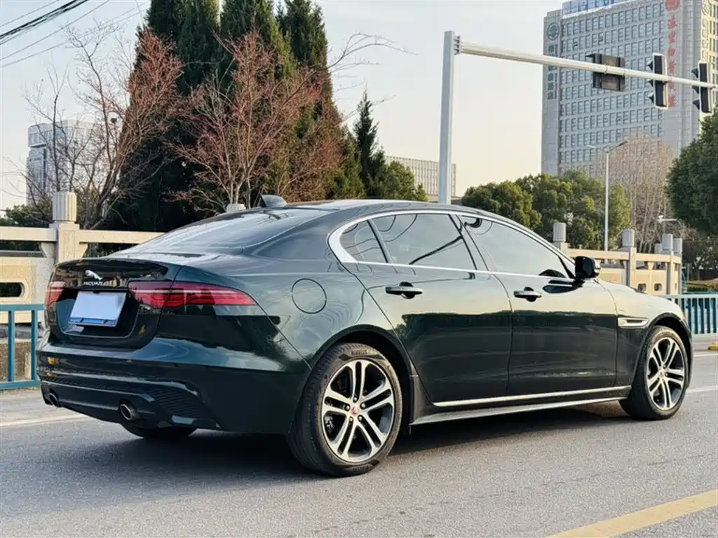 Jaguar XEL 2023 2.0T 250PS R-DYNAMIC S Advanced Sports Edition купить на сайте DeffCars