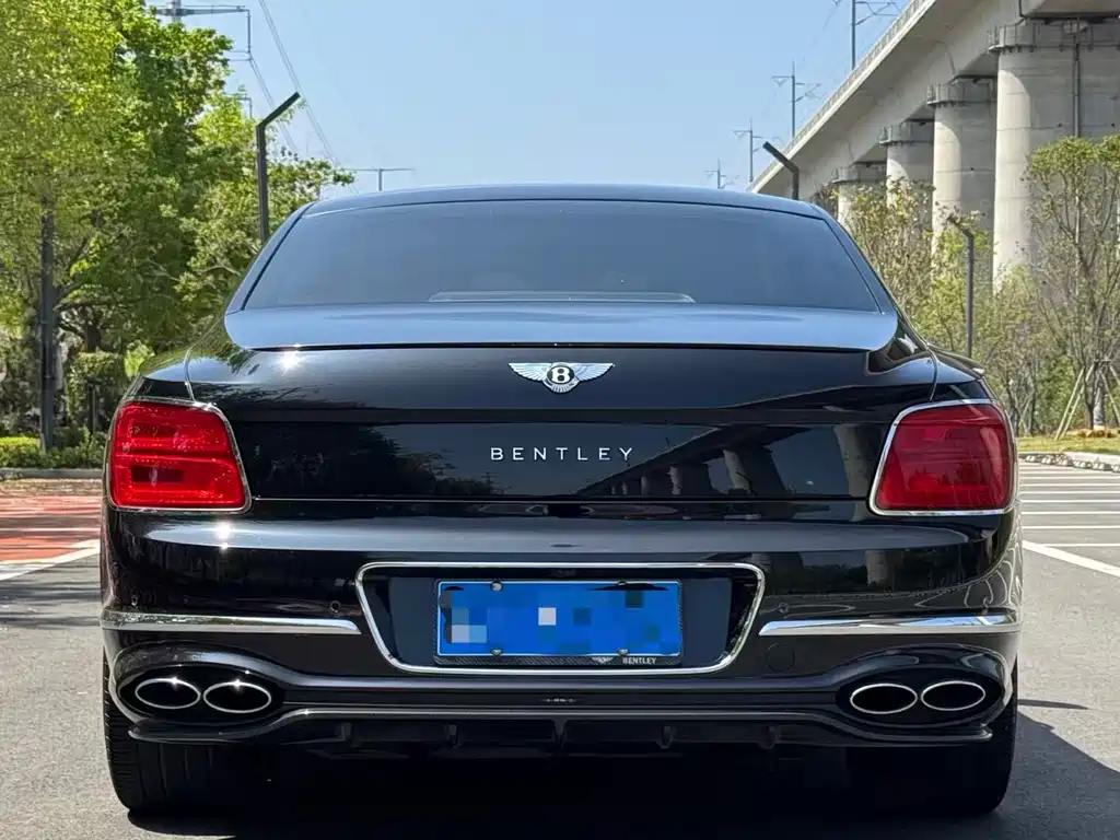 Flying Spur 2021 4.0T V8 Standard Edition купить на сайте DeffCars