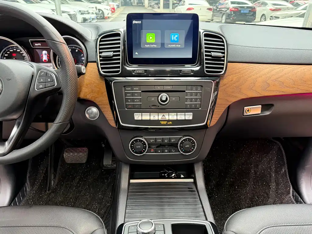 Mercedes-Benz GLE Coupe 2018 GLE 320 4MATIC Coupe SUV купить на сайте DeffCars