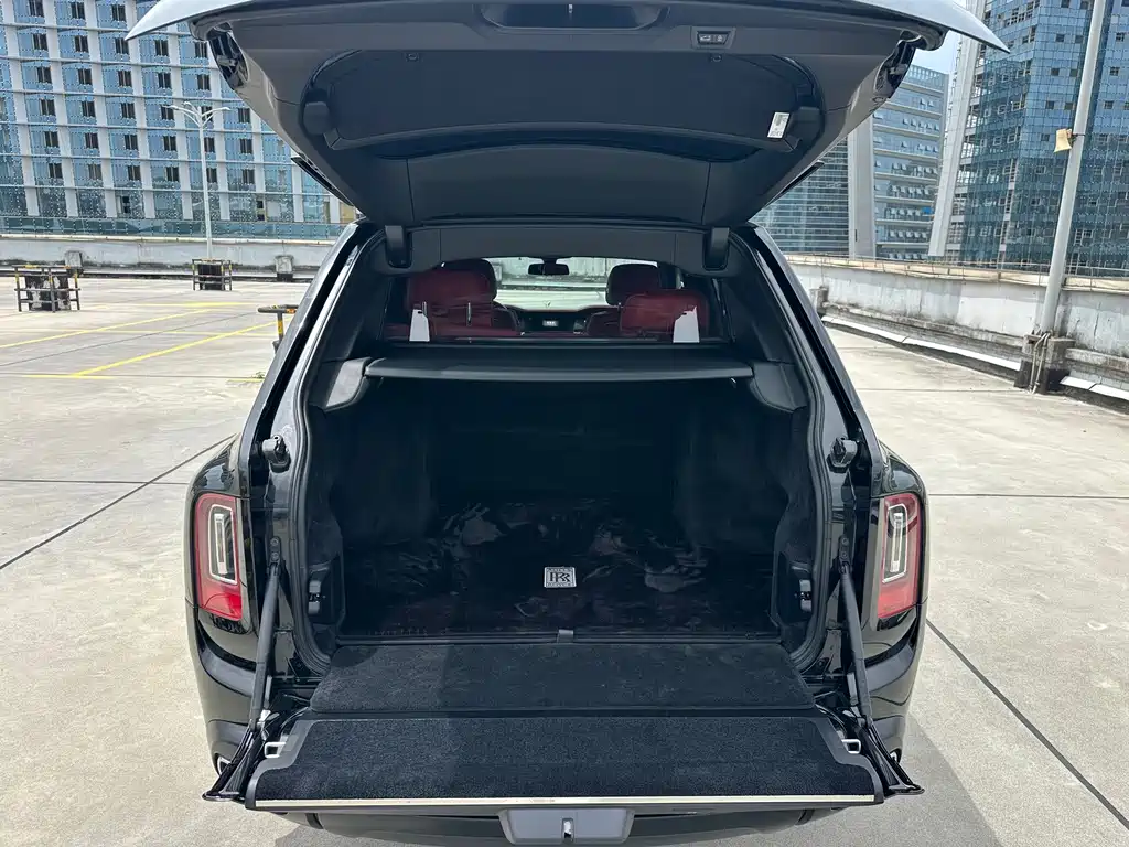 Cullinan 2018 Four Seater Edition купить на сайте DeffCars