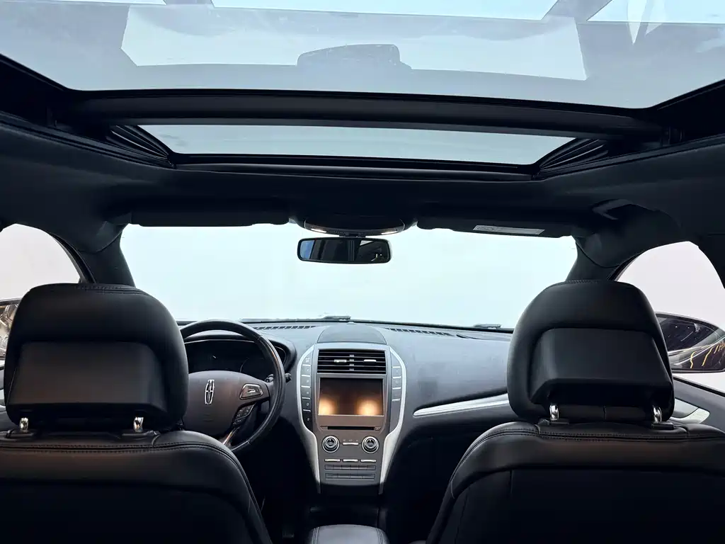 Lincoln MKC 2017 2.0T 2WD Exclusive Edition купить на сайте DeffCars