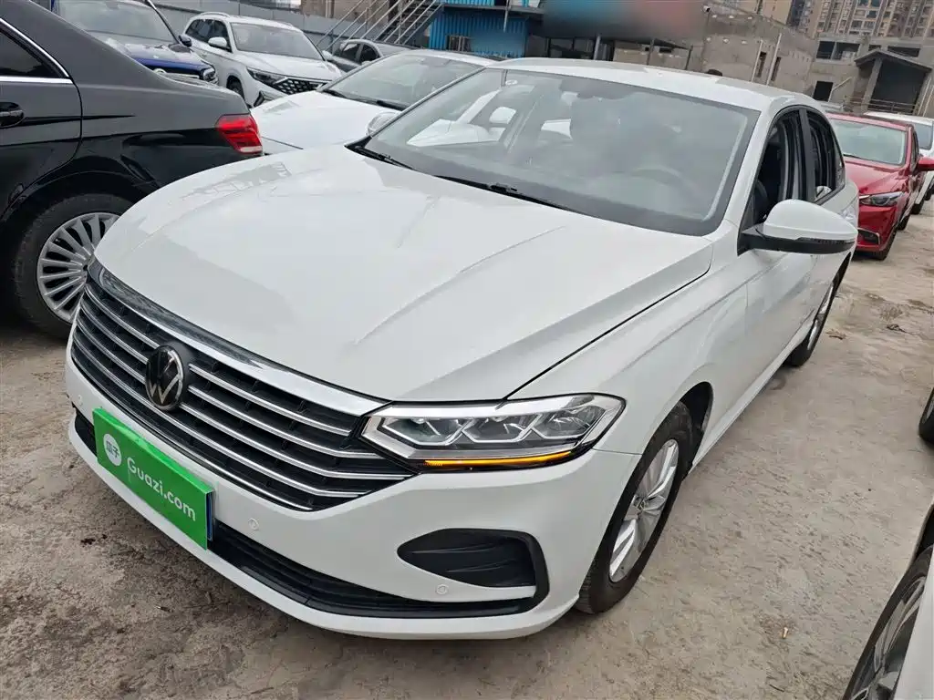 Lavida 2023 facelift 1.5L automatic Deyi version купить на сайте DeffCars