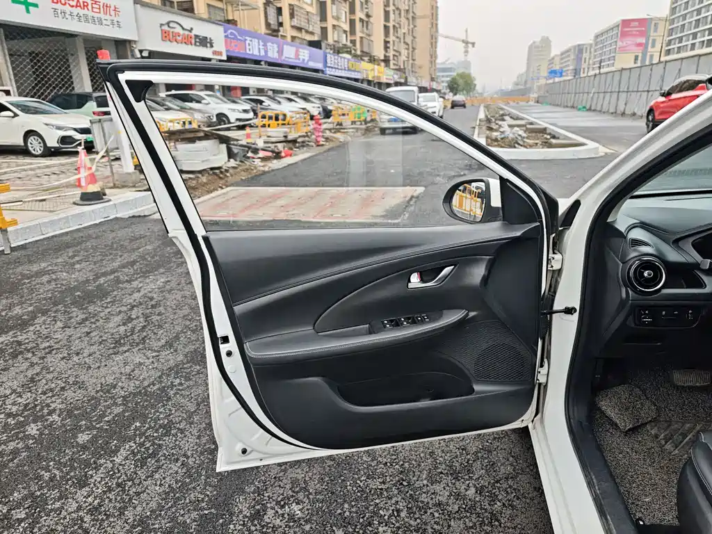 Yuexiang 2019 1.5L DCT luxury model National VI купить на сайте DeffCars