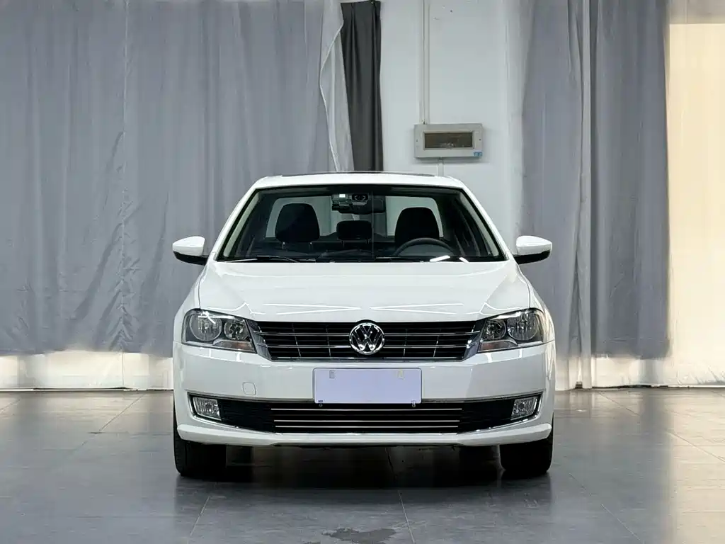 Lavida 2013 facelift 1.4TSI DSG comfort version купить на сайте DeffCars