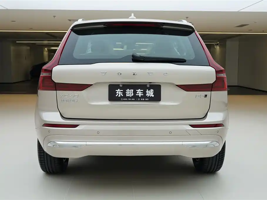 Volvo XC60 2026 B5 four-wheel drive Zhiyi Luxury Edition купить на сайте DeffCars